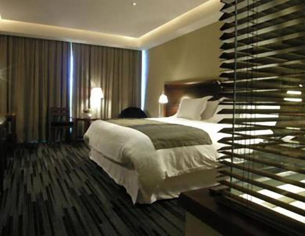 Hotel Dreams Del Estrecho Пунта-Аренас Екстер'єр фото