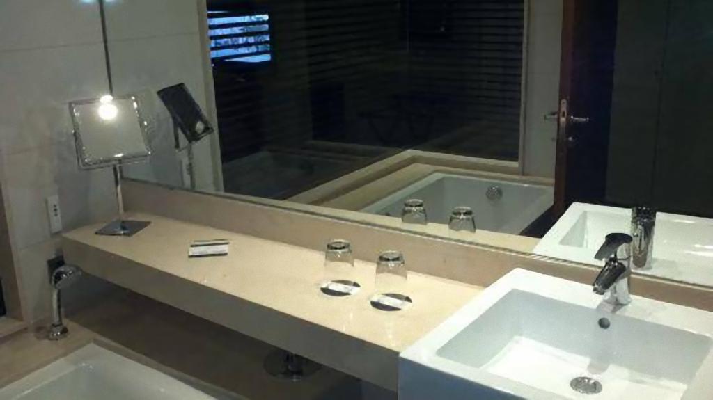Hotel Dreams Del Estrecho Пунта-Аренас Екстер'єр фото